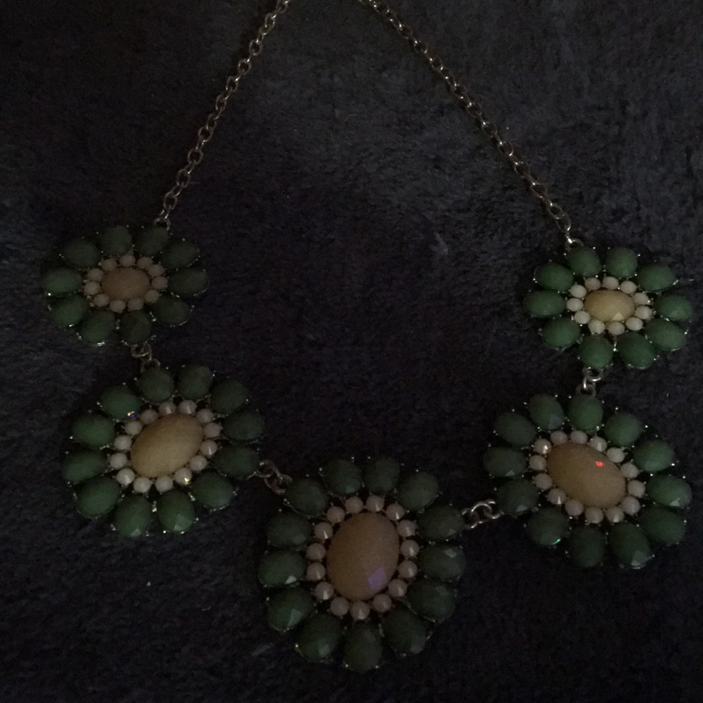 Erica Lyons Daisy Necklace
